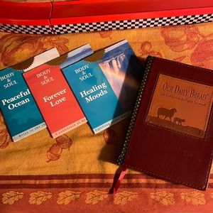 CLEARANCE * Our Daily Bread /Keepsake Daily Devotional +3 Instrumental CD’s